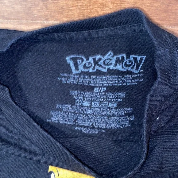 Pokémon Shirt - Picture 2 of 2